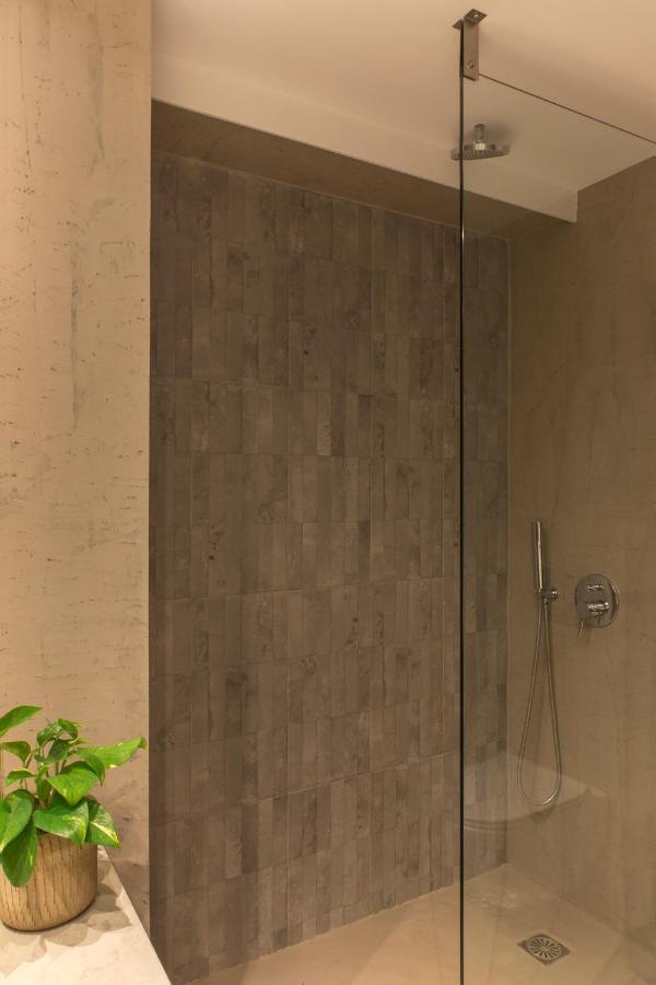 Luxury Apt With Parking-Living Stone Silver Athens Luaran gambar